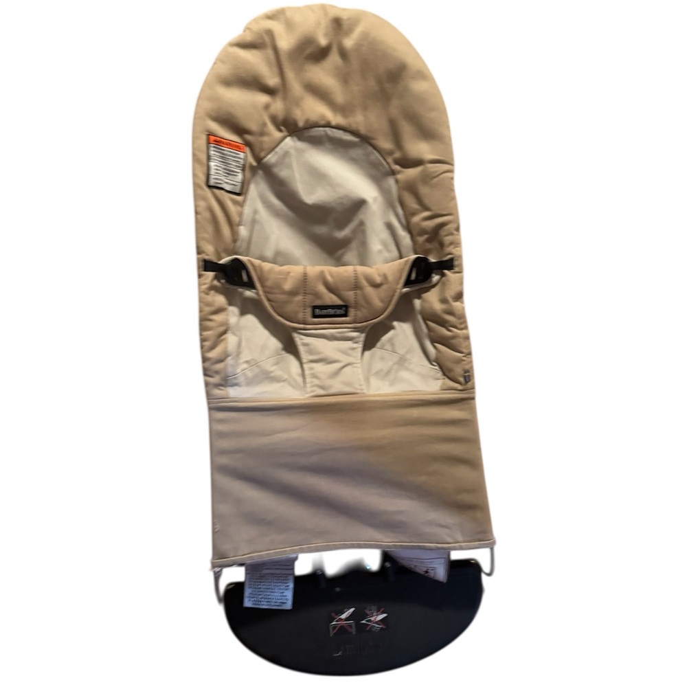 BabyBjörn Bouncer Balance Soft neutral baby khaki beige ergonomic bouncer